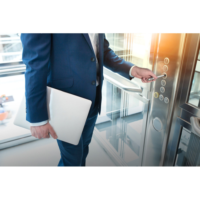 LÁPIZ CON CABLE RETRÁCTIL